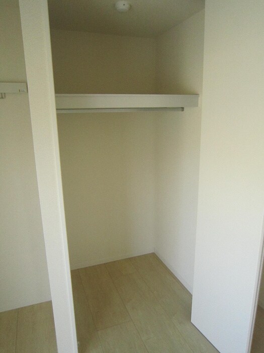 物件内観写真14　(収納)