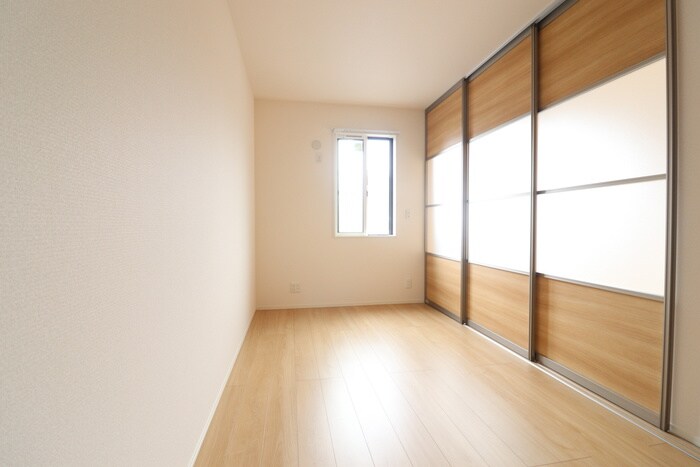 物件内観写真18　(居室)