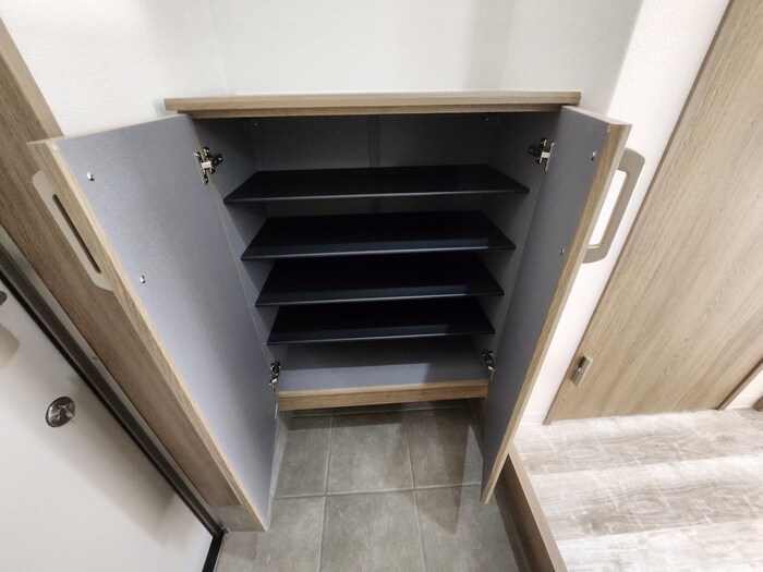 物件内観写真16　(靴箱)