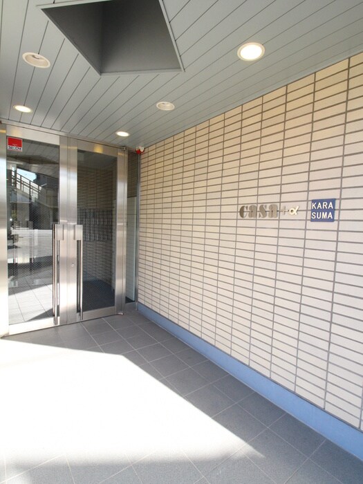 物件外観写真4　(エントランス部分)