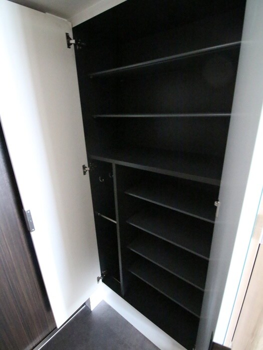 物件内観写真13　(靴箱)