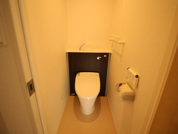 物件内観写真15　(トイレ)