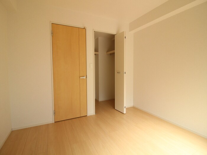 物件内観写真16　(居室)