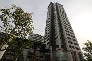 ﾛｰﾚﾙﾀﾜｰ夕陽丘ｲｰｽﾄﾚｼﾞﾃﾞﾝｽ(303)外観写真