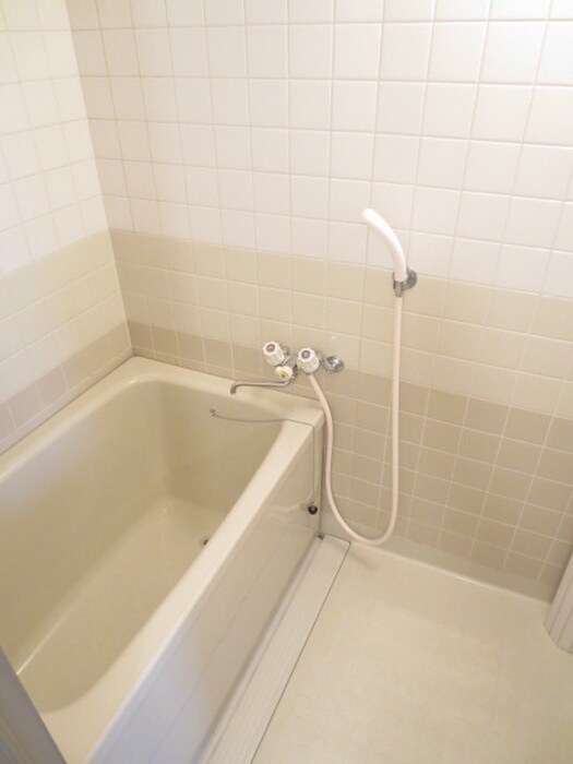 物件内観写真12　(バス／シャワールーム等)