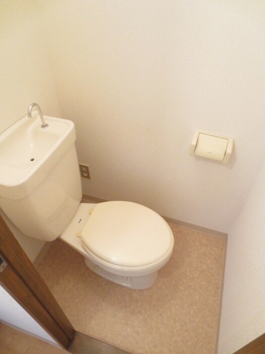 物件内観写真14　(トイレ)