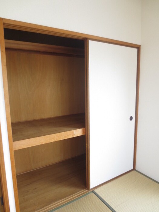 物件内観写真16　(収納)