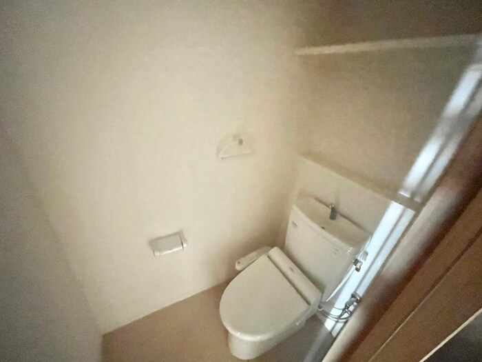 物件内観写真15　(トイレ)
