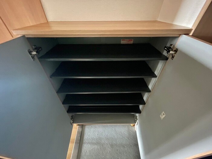 物件内観写真18　(靴箱)