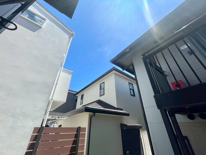 物件内観写真13　(室内からの展望)