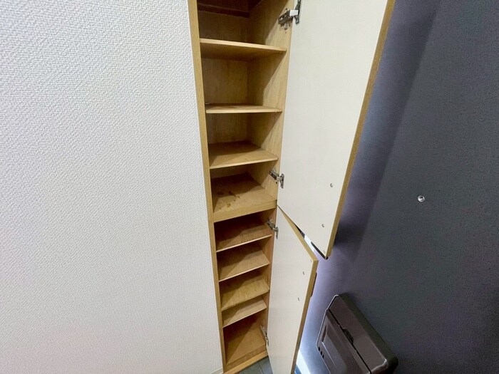 物件内観写真18　(靴箱)