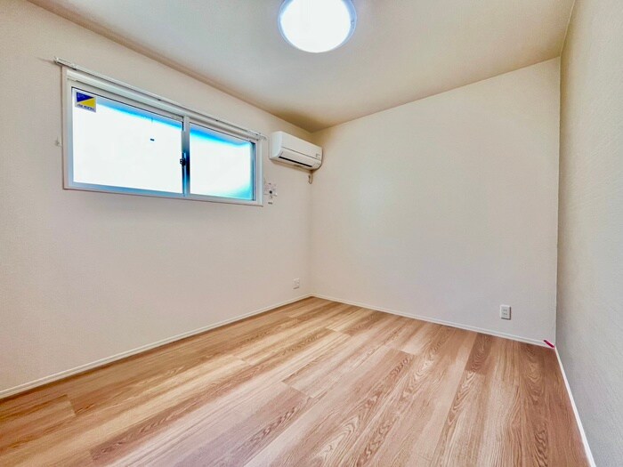 物件内観写真11　(居室)