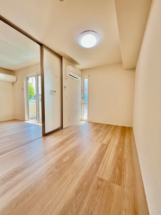 物件内観写真11　(居室)