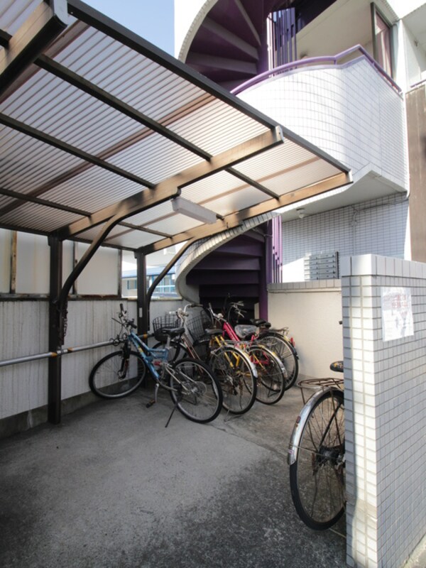 駐輪場