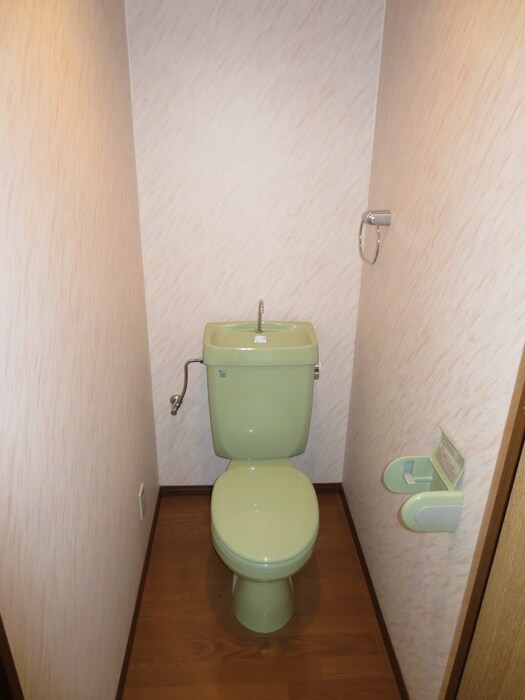 物件内観写真9　(トイレ)