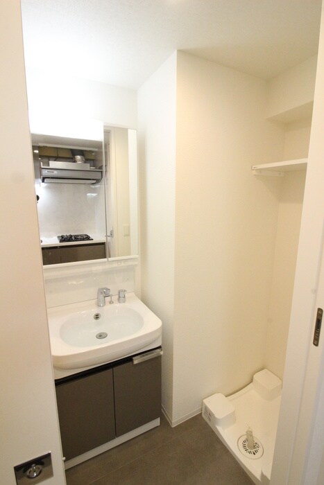 物件内観写真10　(洗面)