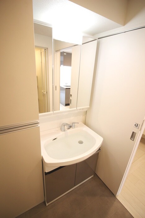 物件内観写真10　(洗面)