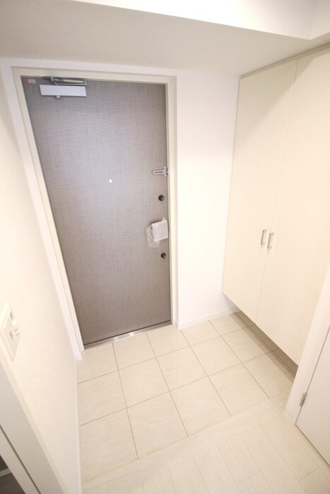 物件内観写真19　(玄関)