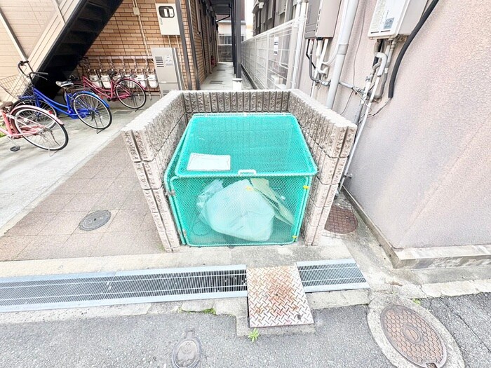 物件外観写真4　(建物設備)