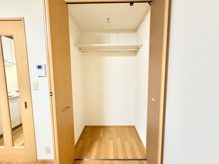 物件内観写真13　(収納)