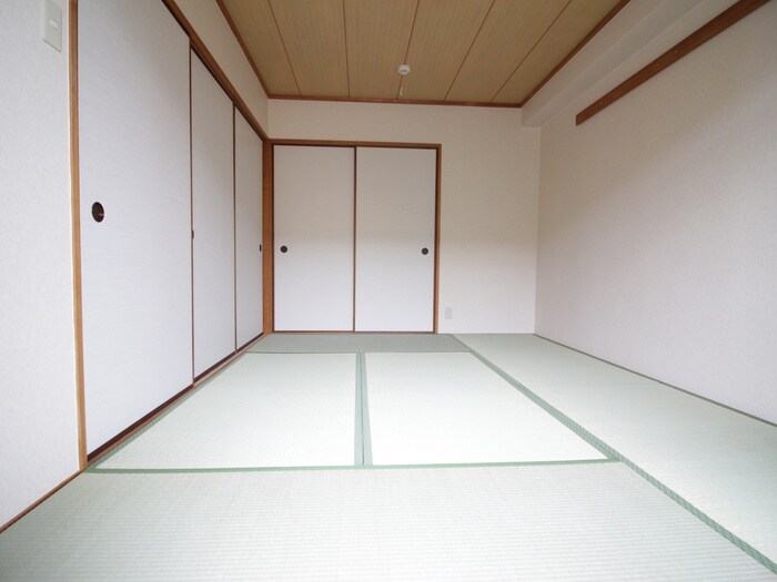 物件内観写真19　(居室)