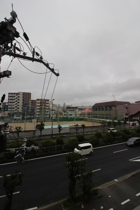 物件内観写真22　(室内からの展望)