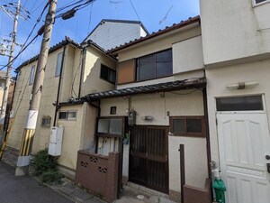 深尾貸家外観写真