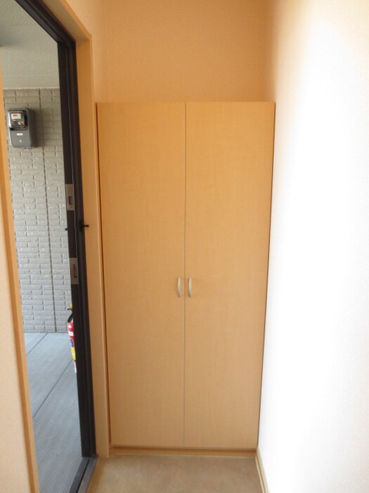 物件内観写真14　(靴箱)