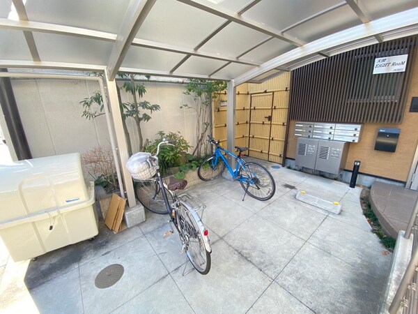 駐輪場