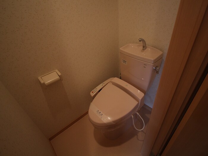 物件内観写真15　(トイレ)