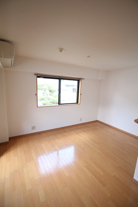 物件内観写真21　(居室)