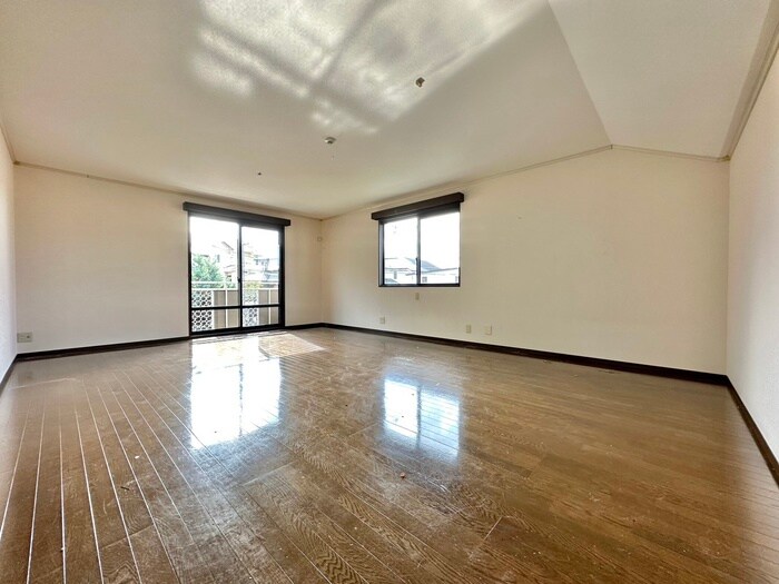 物件内観写真8　(居室)