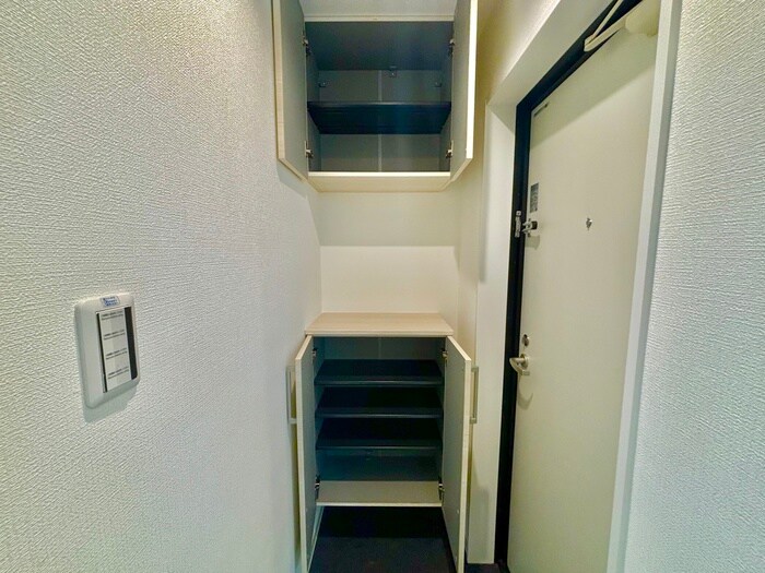 物件内観写真17　(靴箱)