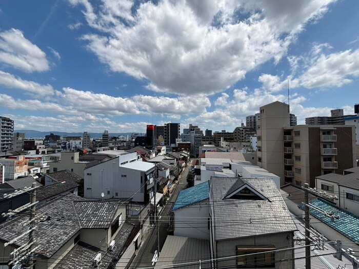 物件内観写真22　(室内からの展望)