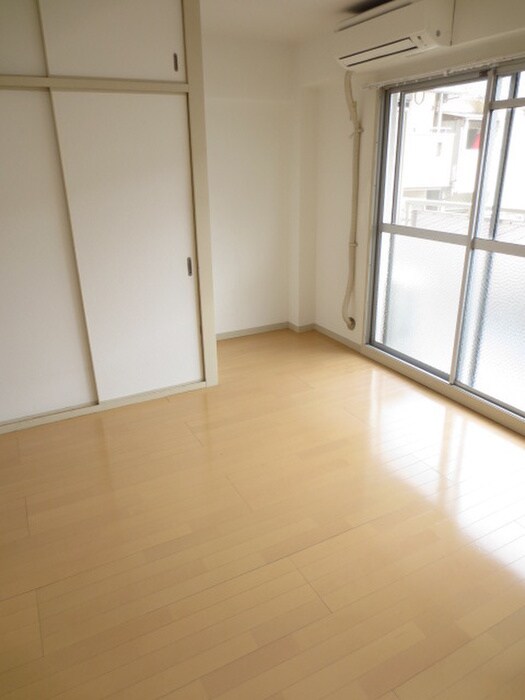 物件内観写真12　(居室)