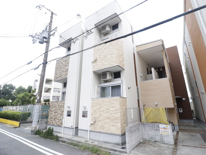 物件外観写真1　(外観写真)