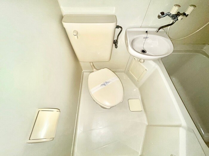 物件内観写真10　(トイレ)