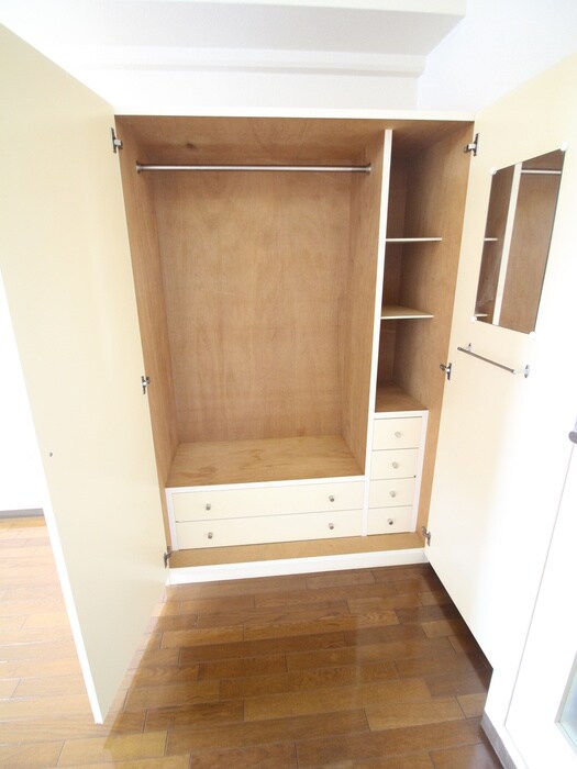 物件内観写真11　(収納)