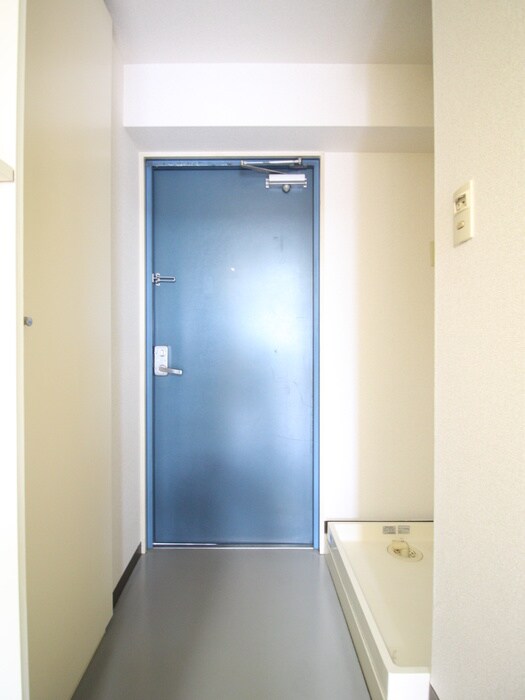 物件内観写真17　(玄関)