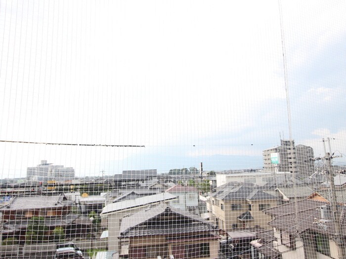 物件内観写真18　(室内からの展望)