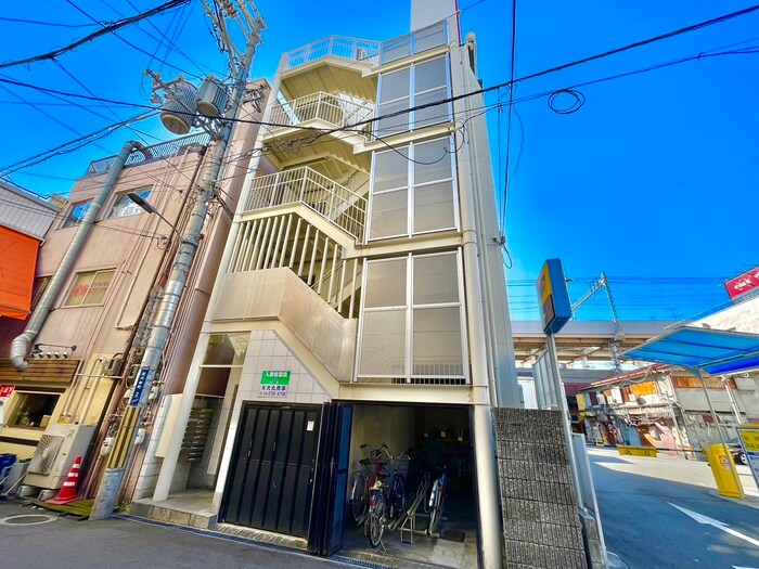 物件外観写真1　(外観写真)