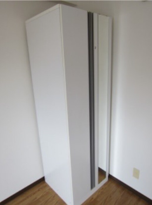 物件内観写真12　(収納)