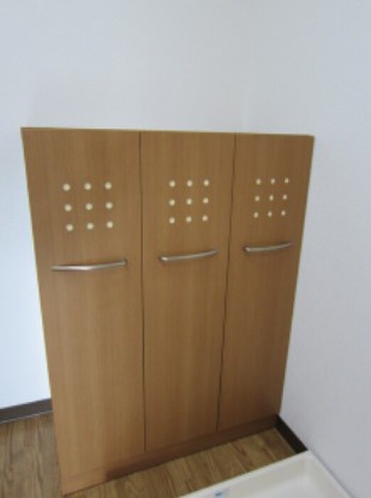 物件内観写真15　(収納)