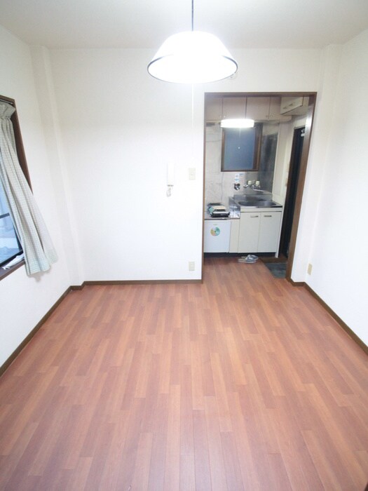 物件内観写真15　(居室)