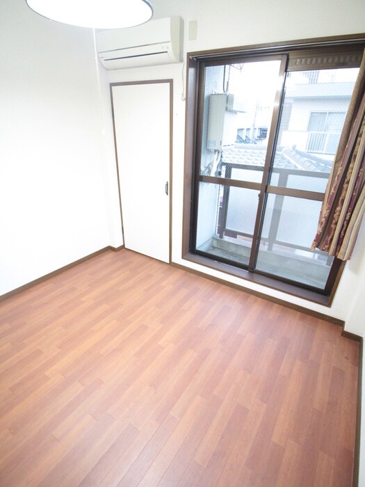 物件内観写真17　(居室)