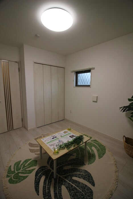 物件内観写真15　(居室)