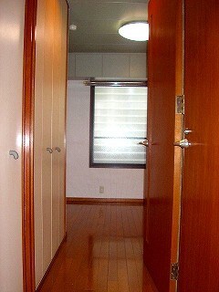 物件内観写真7　(廊下)