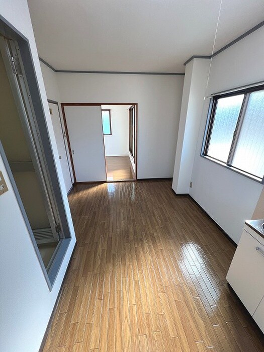 物件内観写真10　(居室)