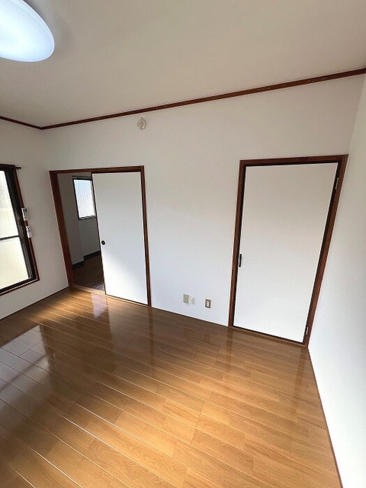 物件内観写真13　(居室)