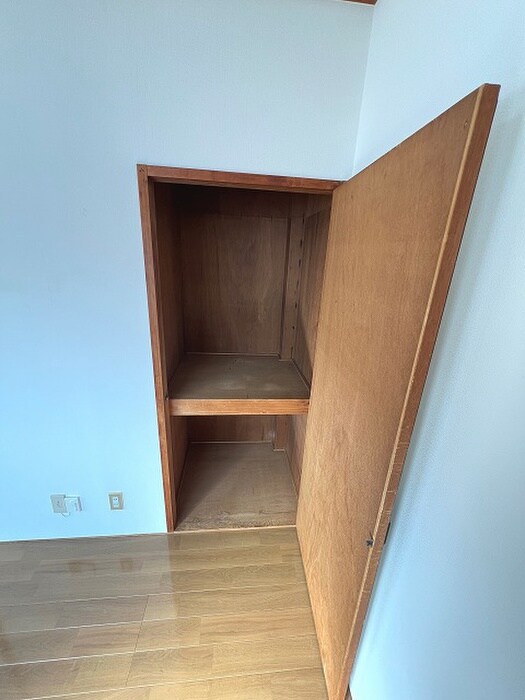 物件内観写真16　(収納)